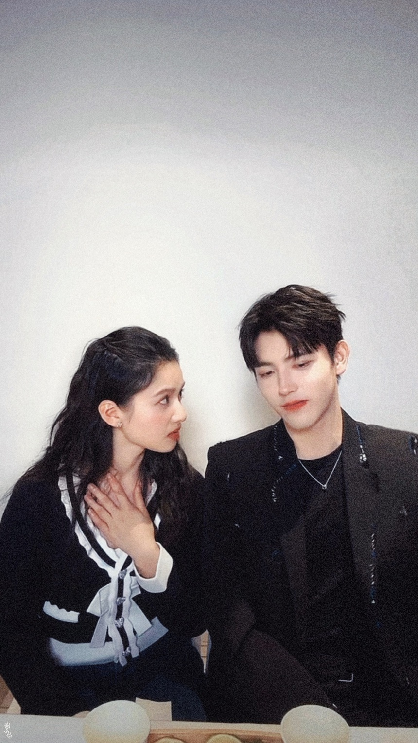 Tái hợp trong buổi quảng bá phim 'Chiếc bật lửa và váy công chúa', Trần Phi Vũ và Trương Tịnh Nghi khiến fan phấn khích - Ảnh 6.