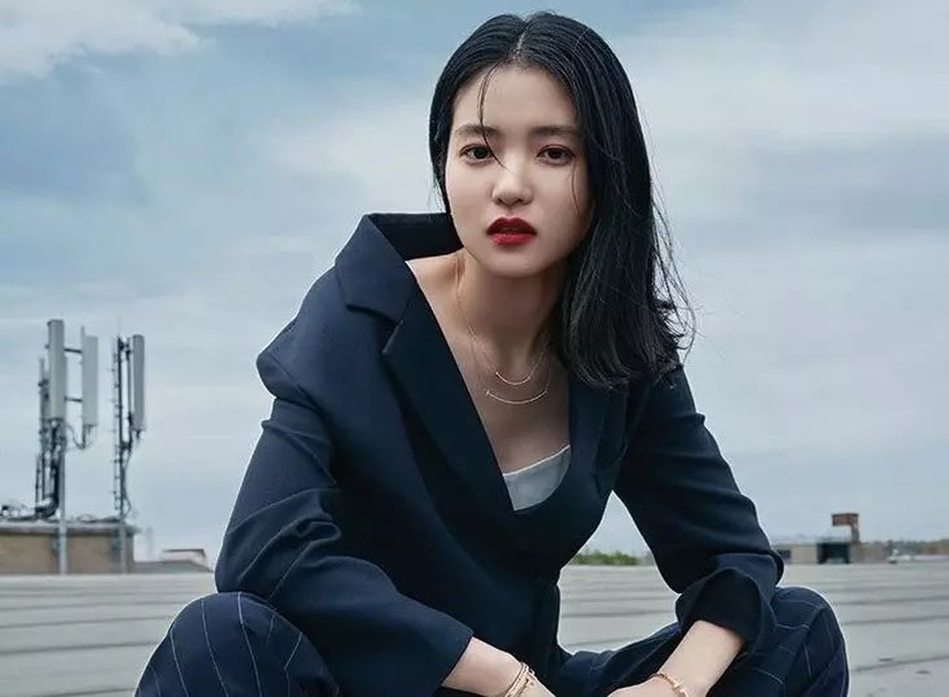 6 ngôi sao K-biz là "Tình đầu quốc dân" - Ảnh 1.