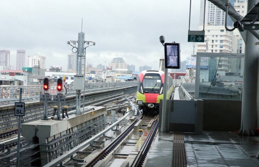 Từ 5/12 sẽ vận hành thử tuyến đường sắt trên cao Nhổn - ga Hà Nội - Ảnh 2. Từ 5/12 sẽ vận hành thử tuyến đường sắt trên cao Nhổn - ga Hà Nội - Ảnh 2.