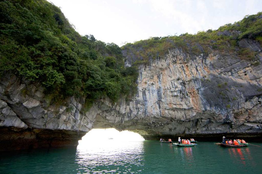 Những điểm đến đẹp nhất Vịnh Hạ Long vào cuối thu 14/11/2022 - Ảnh 3. Những điểm đến đẹp nhất Vịnh Hạ Long vào cuối thu 14/11/2022 - Ảnh 3.