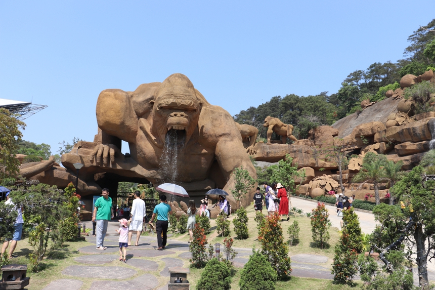 Xây dựng 'Thiên đường đêm Hạ Long' - Ảnh 2.