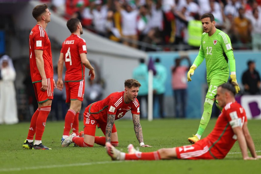 Tuyển Iran "nổ tung" cảm xúc sau chiến thắng nghẹt thở ở World Cup 2022 - Ảnh 5.