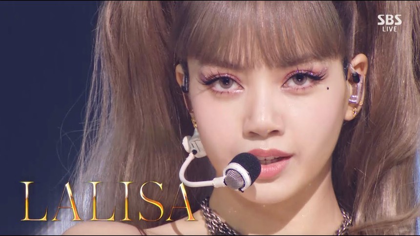 Ca khúc solo của Lisa Blackpink phá kỷ lục thế giới 7 năm của Adele - Ảnh 2.