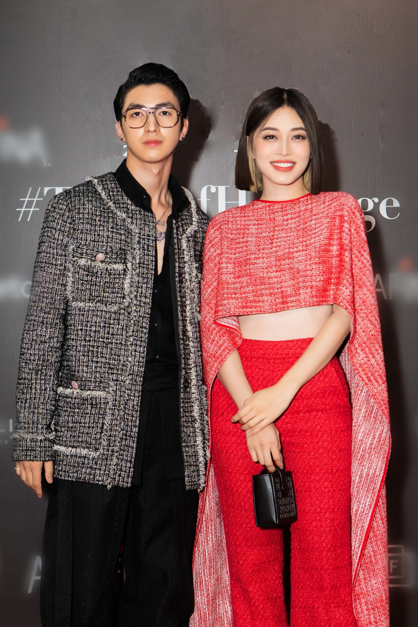 Soi video cam thường của dàn sao VFC: Nhan sắc "okay" chứ váy áo thì... thôi rồi!  - Ảnh 2.