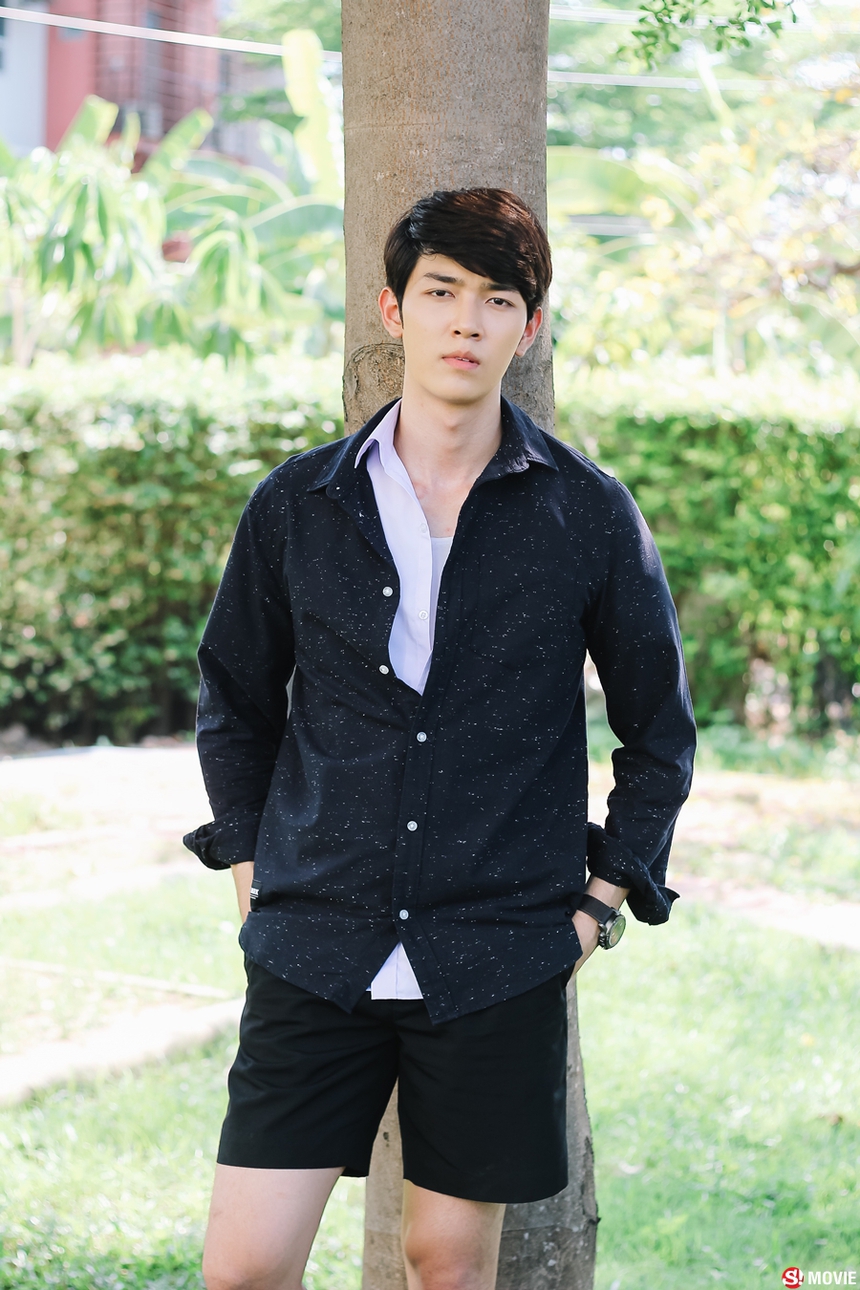 Mỹ nam 'suýt toang' vì lộ clip nóng ở tuổi vị thành niên: Có phim hot chỉ sau 1 tháng, giờ được ông lớn chống lưng - Ảnh 5.