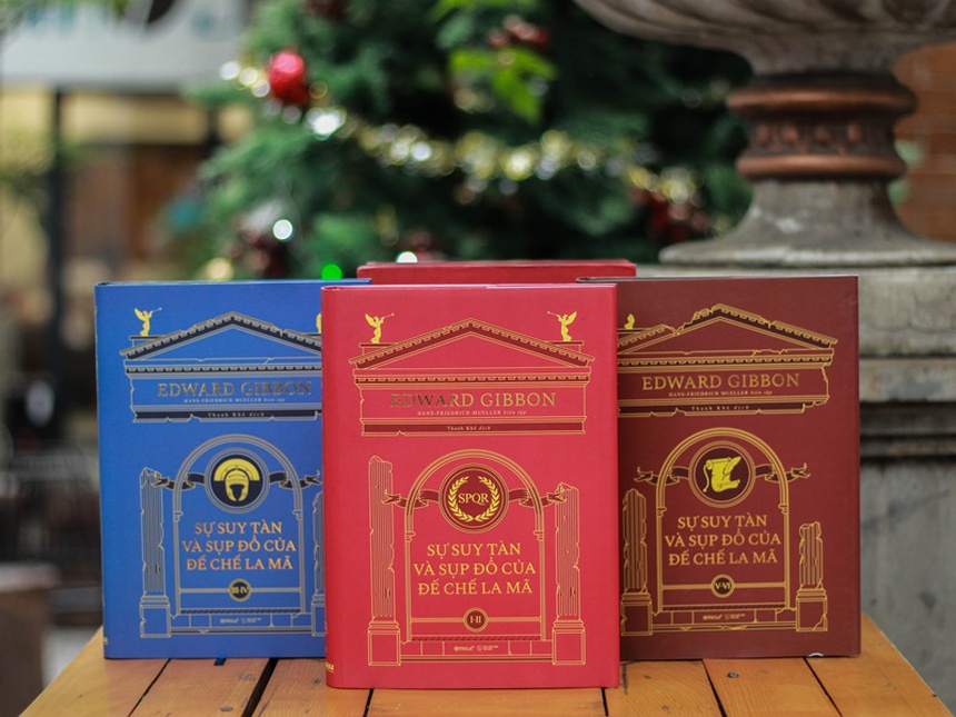 Ra mắt bộ sách kinh điển 'Sự suy tàn và sụp đổ của Đế chế La Mã' - Ảnh 2.