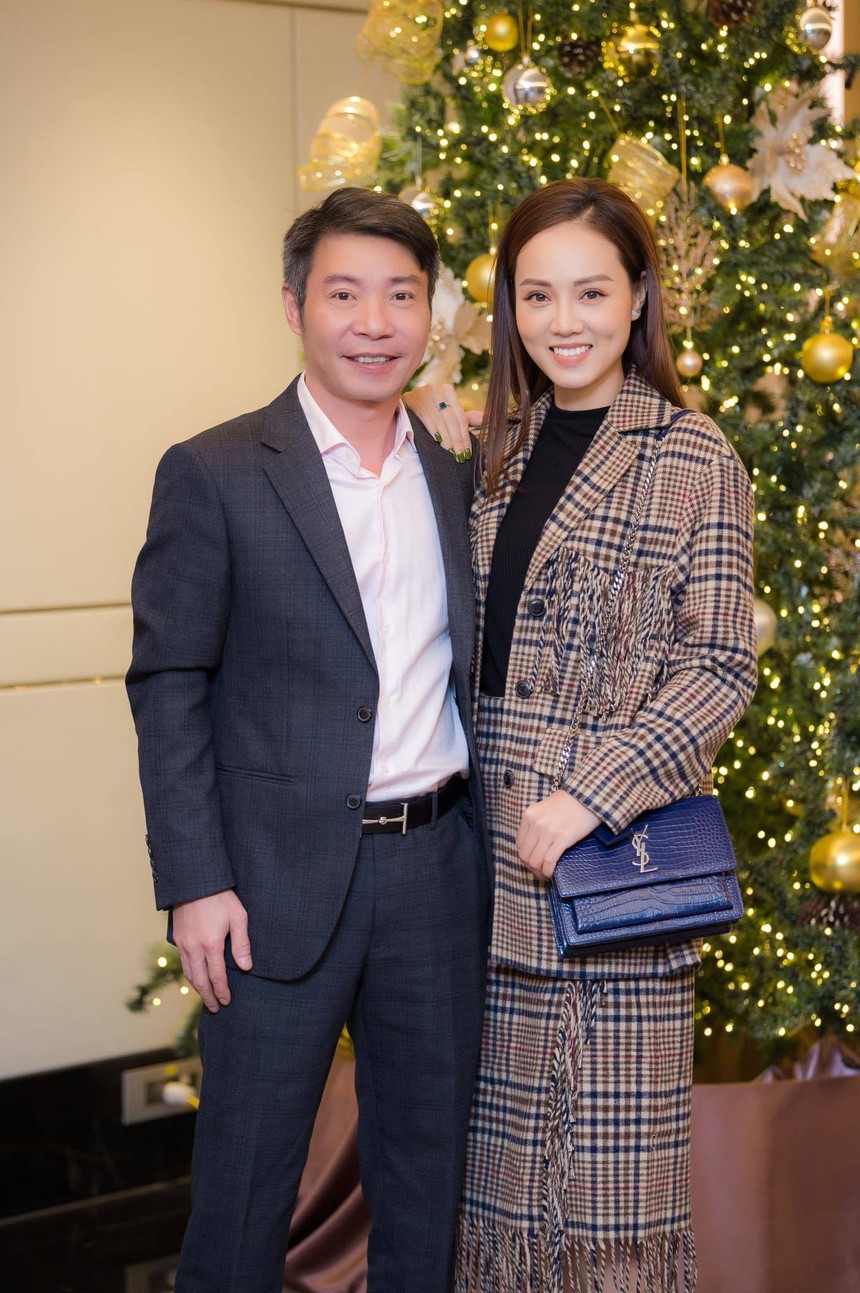 NSND Công Lý và Ngọc Hà: Mối tình lệch tuổi, cùng vượt qua khoảng thời gian đen tối nhất sự nghiệp - Ảnh 1.