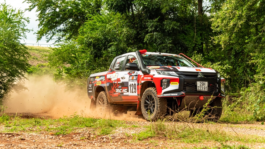 Tay đua Việt Nam nói về AXCR 2022: ‘Đường rất khắc nghiệt, Mitsubishi Triton bị ép tới ngưỡng giới hạn’ - Ảnh 6. Tay đua Việt Nam nói về AXCR 2022: ‘Đường rất khắc nghiệt, Mitsubishi Triton bị ép tới ngưỡng giới hạn’ - Ảnh 6.