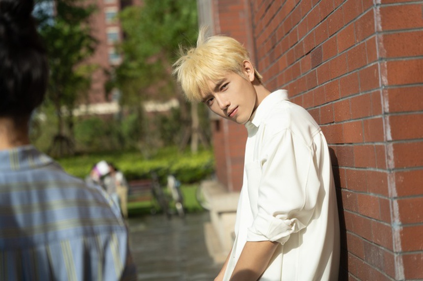 Loạt thành tích khủng của 'Chiếc bật lửa và váy công chúa': 210 lần đứng hạng 1, tạo cả trào lưu gây sốt ở Việt Nam - Ảnh 3. Loạt thành tích khủng của 'Chiếc bật lửa và váy công chúa': 210 lần đứng hạng 1, tạo cả trào lưu gây sốt ở Việt Nam - Ảnh 3.