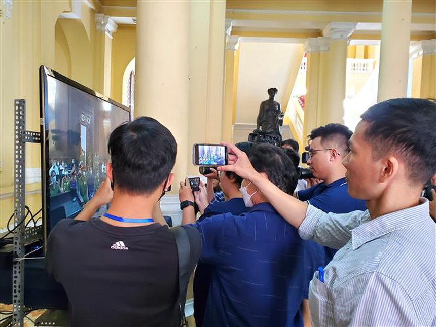 Vụ bạo hành bé gái 8 tuổi đến tử vong: Tuyên án tử hình 'dì ghẻ' Nguyễn Võ Quỳnh Trang - Ảnh 1.