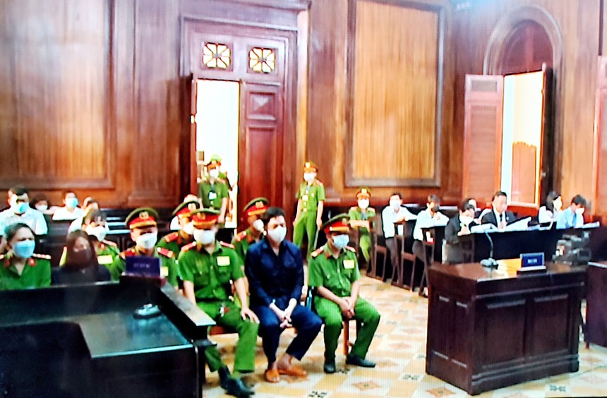 Xét xử vụ án bạo hành bé gái đến tử vong: Viện Kiểm sát đề nghị tuyên Nguyễn Võ Quỳnh Trang án tử hình - Ảnh 3.