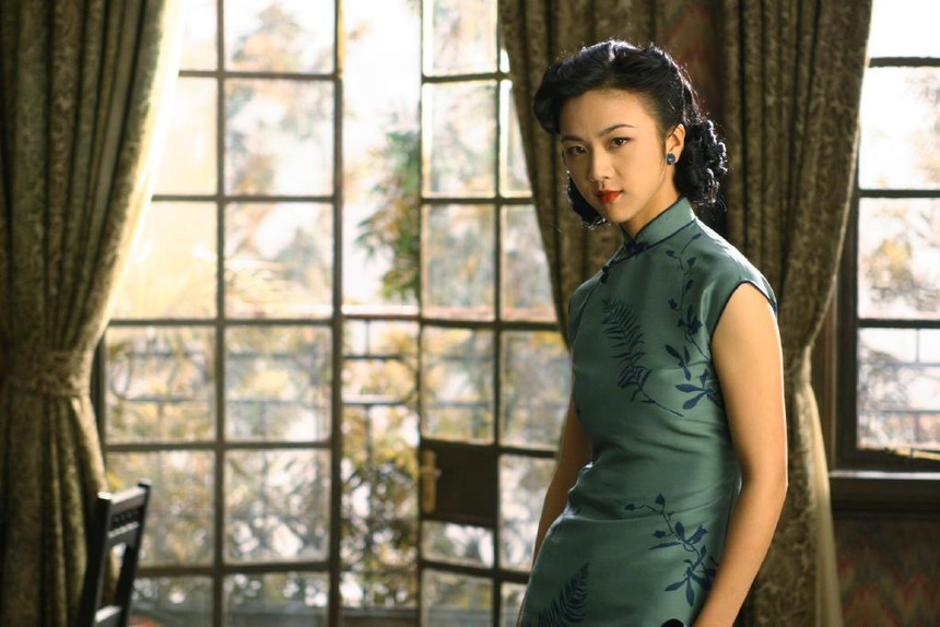 "Ảnh hậu Rồng xanh" Thang Duy: Người đàn bà đẹp và cuộc hôn nhân xuyên biên giới đầy viên mãn  - Ảnh 2.