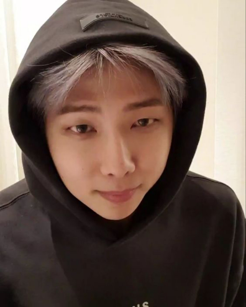 (Tin thứ 7) Những câu nói không thể tinh tế hơn của RM BTS cho antifan - Ảnh 3.