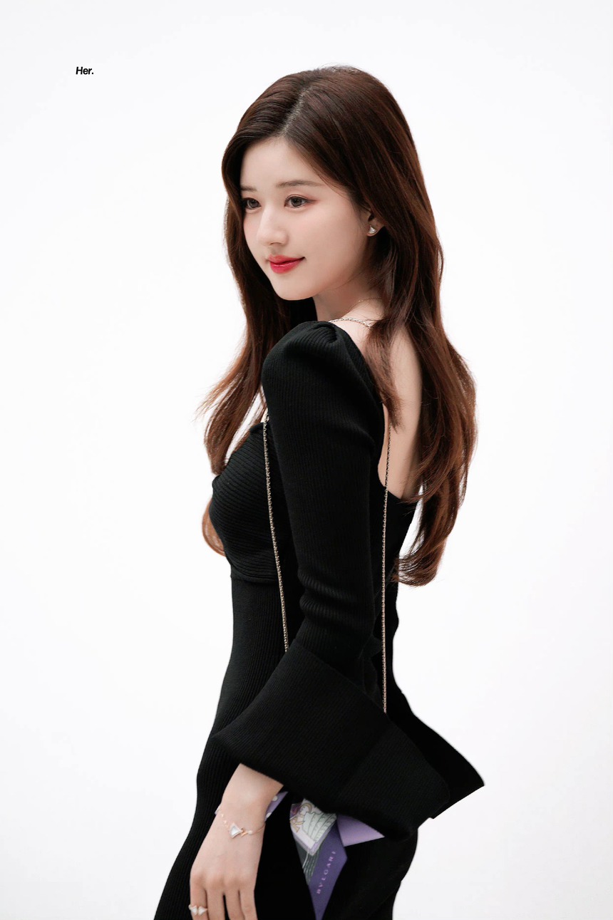 (TIN CHỦ NHẬT) Những bức ảnh quá khứ chỉ muốn 'chôn thật sâu' của Triệu Lộ Tư - Ảnh 8. (TIN CHỦ NHẬT) Những bức ảnh quá khứ chỉ muốn 'chôn thật sâu' của Triệu Lộ Tư - Ảnh 8.