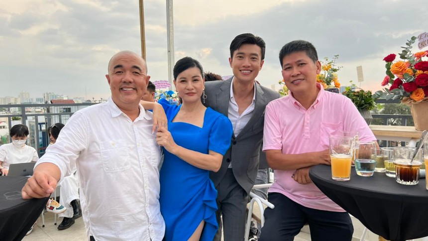 Từ 'ông bầu' quyền lực Vbiz đến lao đao vì nợ nần, cuộc sống hiện tại của nghệ sĩ Phước Sang giờ ra sao? - Ảnh 5.