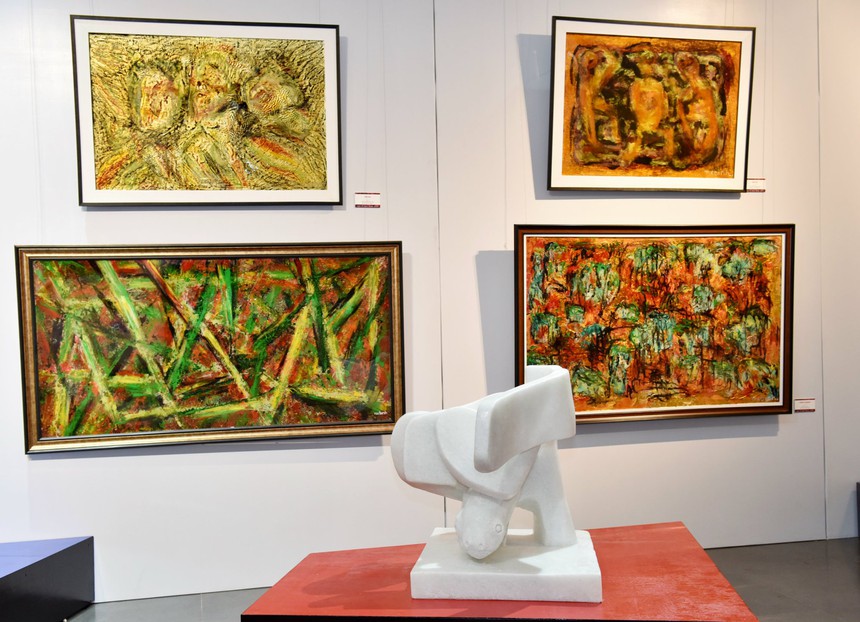 Bạn đã xem hội họa và điêu khắc của Ngô Xuân Bính chưa? - Ảnh 2.