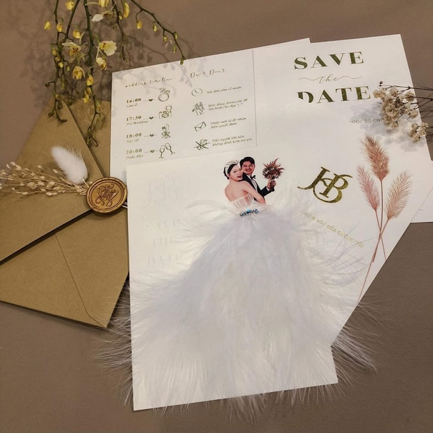 Những mẫu thiệp cưới độc đáo của sao Việt, Ngọc Hân đậm đà bản sắc - Ảnh 8.