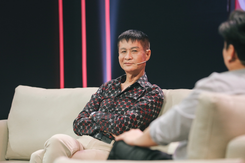 Lê Hoàng: "Phụ nữ can thiệp vào các mối quan hệ của chồng thì không đáng cảm thông" - Ảnh 3.