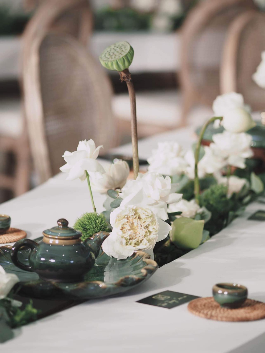 Lễ ăn hỏi Hoa hậu Ngọc Hân: Không gian cực đặc biệt do chính cô dâu lên ý tưởng - Ảnh 6. Lễ ăn hỏi Hoa hậu Ngọc Hân: Không gian cực đặc biệt do chính cô dâu lên ý tưởng - Ảnh 6.