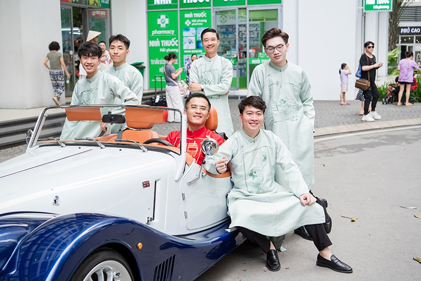 Chú rể lái xe mui trần đón cô dâu Ngọc Hân, vượt loạt thử thách khó của 'đàng gái' - Ảnh 5.