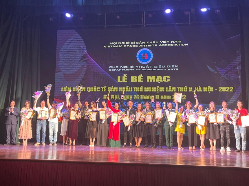 Trao 82 giải thưởng tại Liên hoan quốc tế Sân khấu thử nghiệm lần thứ V - Ảnh 1. Trao 82 giải thưởng tại Liên hoan quốc tế Sân khấu thử nghiệm lần thứ V - Ảnh 1.