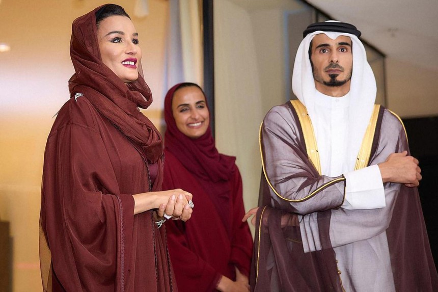 Vương phi Qatar: Sức hút lộng lẫy không thể rời mắt, chiếm trọn spotlight - Ảnh 2.