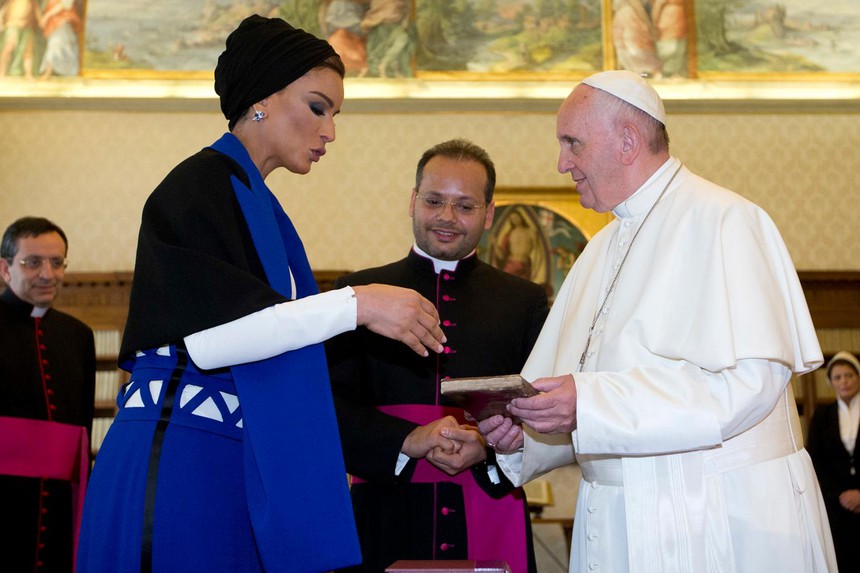 Vương phi Qatar: Sức hút lộng lẫy không thể rời mắt, chiếm trọn spotlight - Ảnh 7.