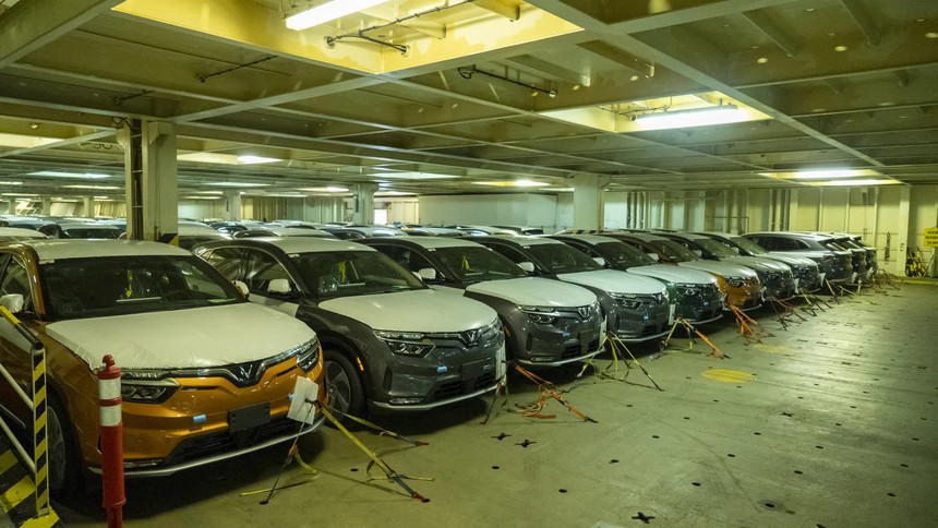 Cập nhật lộ trình lô VinFast VF 8 nghìn tỷ di chuyển sang Mỹ: Tới điểm dừng kế tiếp trong 31 giờ tới - Ảnh 4. Cập nhật lộ trình lô VinFast VF 8 nghìn tỷ di chuyển sang Mỹ: Tới điểm dừng kế tiếp trong 31 giờ tới - Ảnh 4.