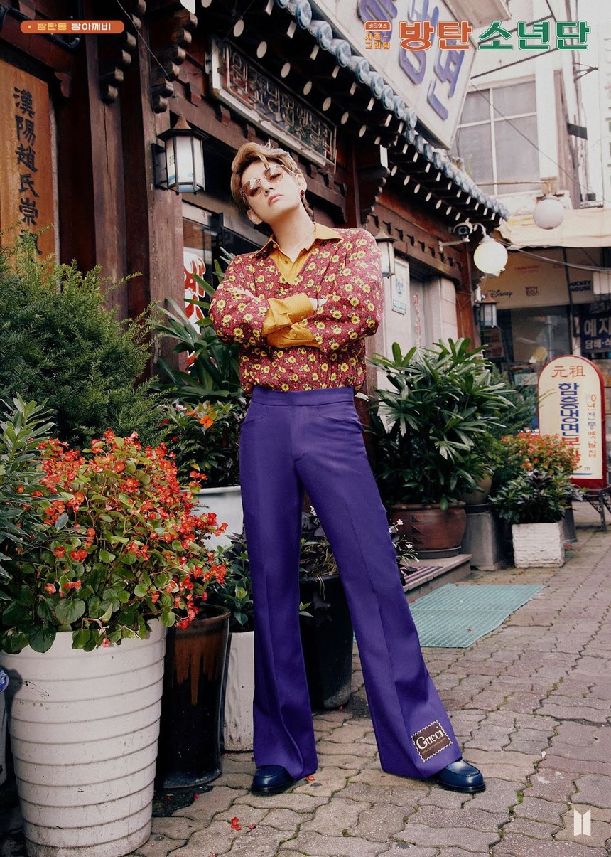 6 lần V của BTS mặc đồ thời trang đẹp hơn người mẫu - Ảnh 8.