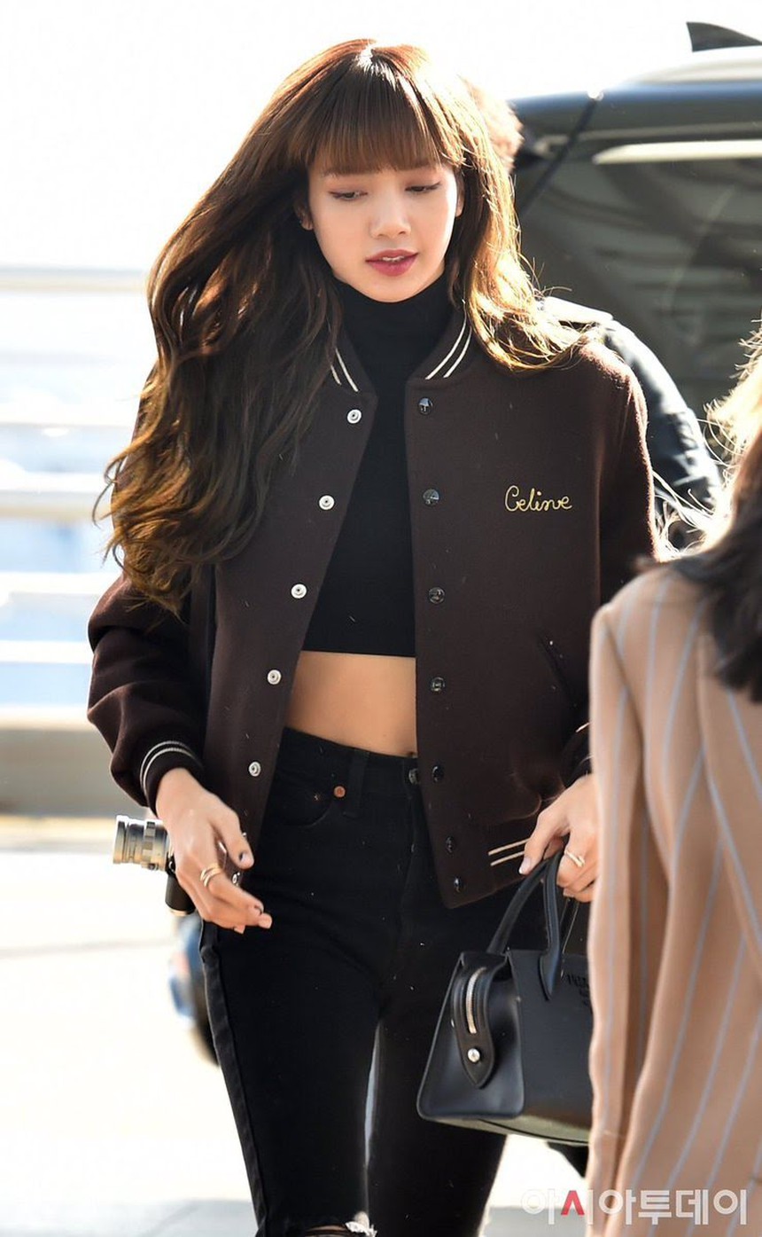 5 lần ‘đụng hàng’ không hề lép vế sao nam của Lisa Blackpink - Ảnh 1. 5 lần ‘đụng hàng’ không hề lép vế sao nam của Lisa Blackpink - Ảnh 1.