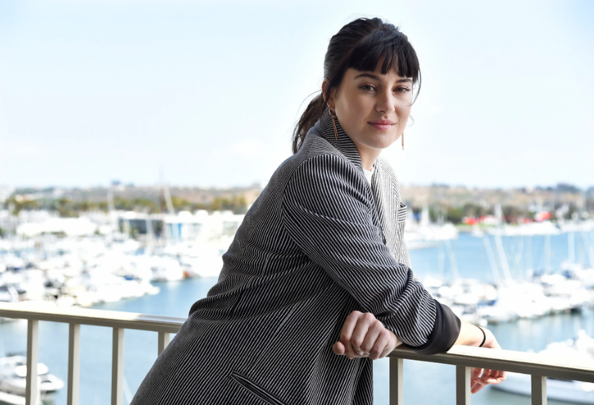 7 chế độ ăn kiêng kỳ quái của sao Hollywood: Từ việc ăn đất sét đến nguyên tắc nhai từng miếng thức ăn 40 lần - Ảnh 6. 7 chế độ ăn kiêng kỳ quái của sao Hollywood: Từ việc ăn đất sét đến nguyên tắc nhai từng miếng thức ăn 40 lần - Ảnh 6.