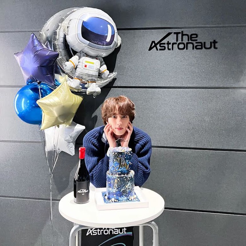 RM BTS biến giấc mơ ấp ủ bấy lâu thành hiện thực - Ảnh 3.