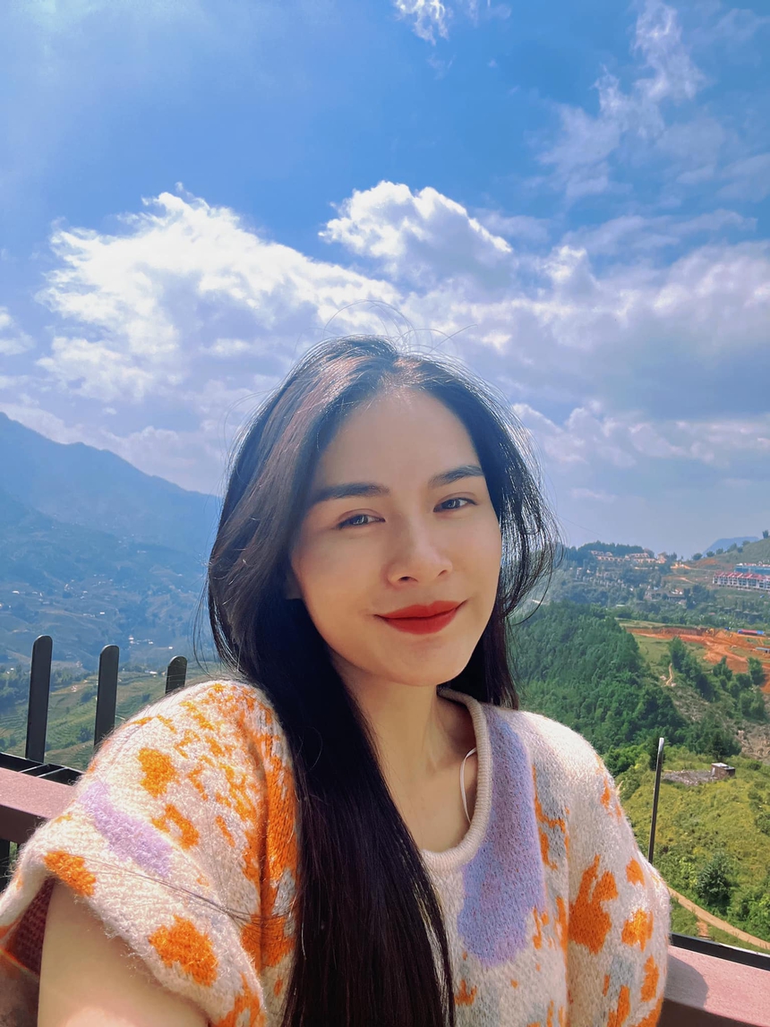 Dàn WAGs của các cầu thủ CLB Hà Nội: Toàn hoa hậu và ái nữ, nhan sắc xinh đẹp khó ai sánh bằng - Ảnh 11.