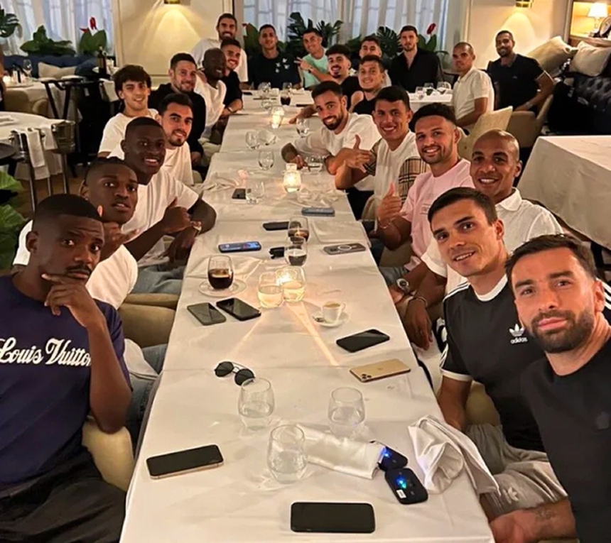 Soi bữa ăn giúp các cầu thủ thi đấu tốt hơn tại World Cup 2022: Không chỉ là dinh dưỡng, thức ăn còn là gia vị của đoàn kết  - Ảnh 5.