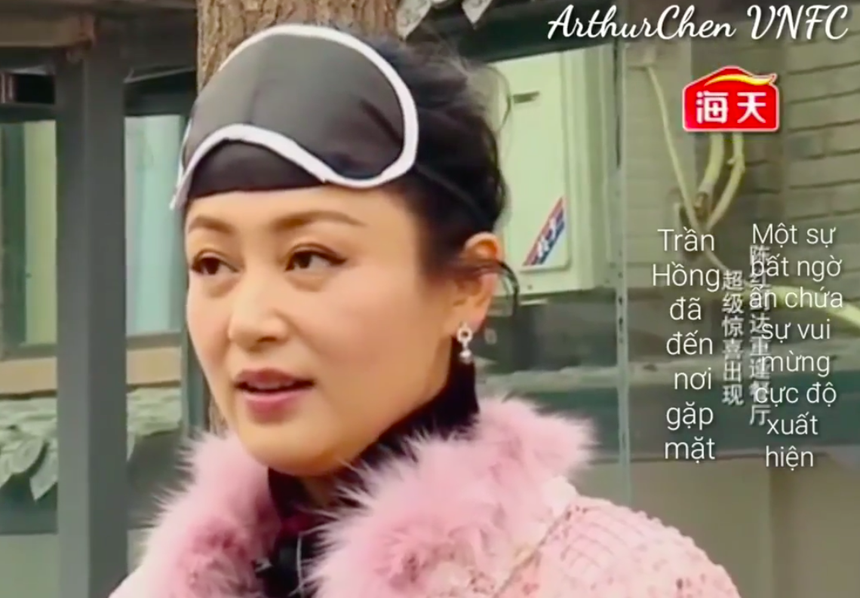 Trần Phi Vũ lên truyền hình cùng bố mẹ, hành động nhỏ chứng minh "thái tử Cbiz" quá hiếu thảo - Ảnh 5. Trần Phi Vũ lên truyền hình cùng bố mẹ, hành động nhỏ chứng minh "thái tử Cbiz" quá hiếu thảo - Ảnh 5.