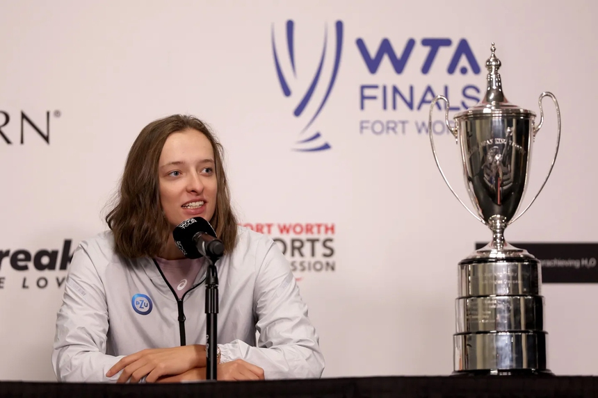 Swiatek dẫn đầu danh sách tiền thưởng năm 2022 - Ảnh 1.