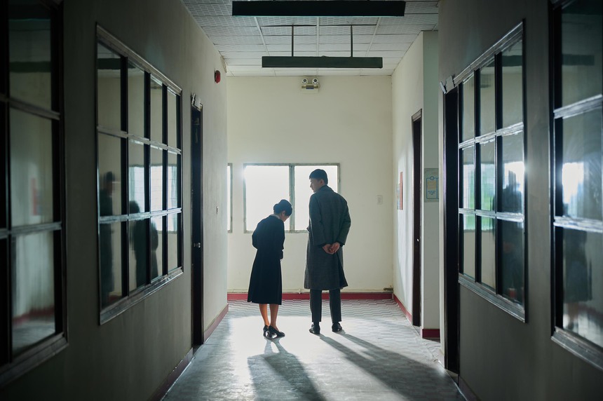 Phim "Hạnh phúc máu": Một cách kể chuyện ít thấy trong điện ảnh Việt - Ảnh 6.