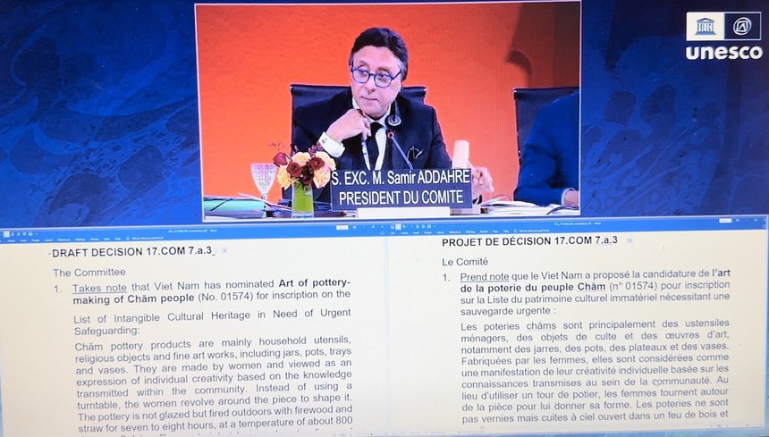 "Nghệ thuật làm gốm của người Chăm" được ghi vào danh sách Di sản văn hóa phi vật thể cần bảo vệ khẩn cấp - Ảnh 2.