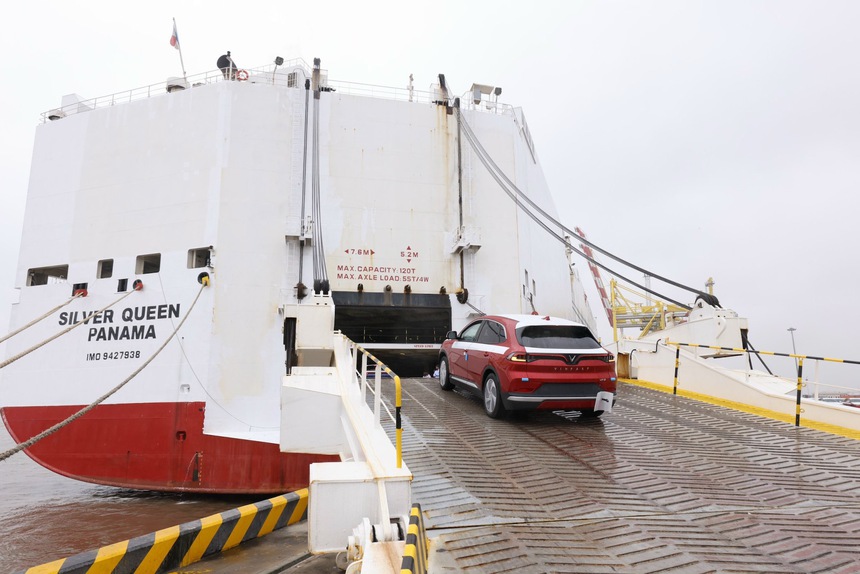 CÔNG NGHIỆP Ô TÔ VIỆT NAM: 2 CUỘC CHƠI LỚN (Bài tiếp theo) Cuộc chơi thứ hai: Khi tàu ra biển lớn - Ảnh 1. CÔNG NGHIỆP Ô TÔ VIỆT NAM: 2 CUỘC CHƠI LỚN (Bài tiếp theo) Cuộc chơi thứ hai: Khi tàu ra biển lớn - Ảnh 1.