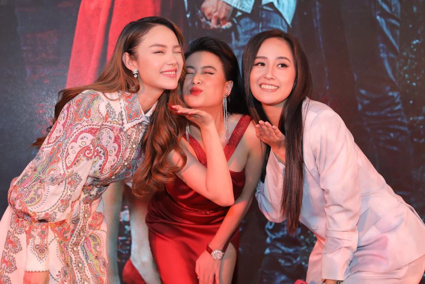 Minh Hằng tinh tế "cứu" Ngọc Trinh và Mai Phương Thúy trước truyền thông - Ảnh 9.