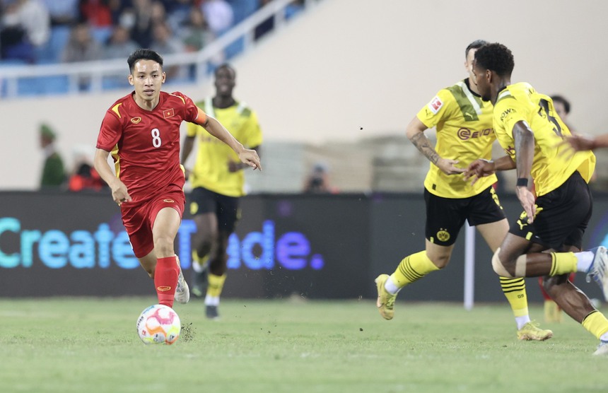 VTV5 trực tiếp bóng đá Việt Nam vs Dortmund (19h00 hôm nay) - Ảnh 2. VTV5 trực tiếp bóng đá Việt Nam vs Dortmund (19h00 hôm nay) - Ảnh 2.