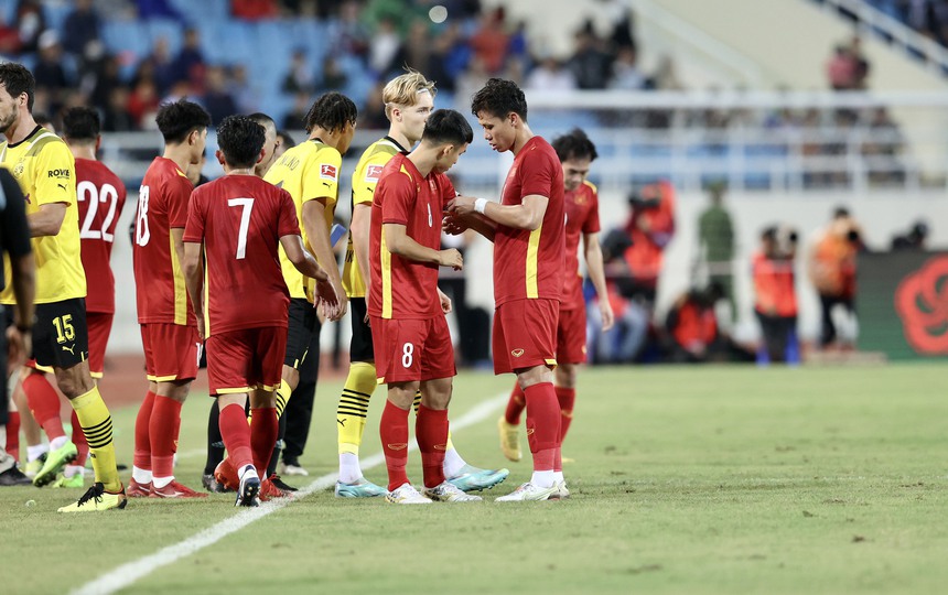 VTV5 trực tiếp bóng đá Việt Nam vs Dortmund (19h00 hôm nay) - Ảnh 3. VTV5 trực tiếp bóng đá Việt Nam vs Dortmund (19h00 hôm nay) - Ảnh 3.