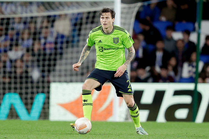 HLV Ten Hag dành 1 đêm suy nghĩ cách thay thế Bruno Fernandes - Ảnh 4.