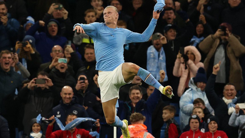 Man City thắng trong nỗi lo lệ thuộc Haaland - Ảnh 1.