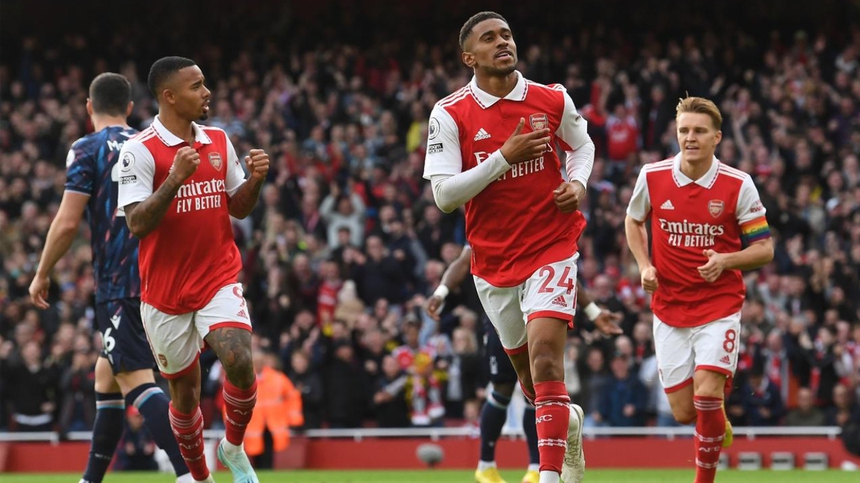 Gabriel Jesus được cho là có đóng góp tích cực vào lối chơi tập thể hơn là cá nhân