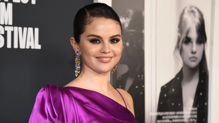 Selena Gomez xin lỗi sau phát ngôn về bạn thân Taylor Swift - Ảnh 2.