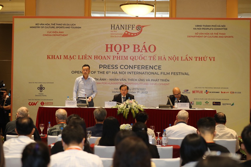 Lộ diện Ban giám khảo 'cầm cân nảy mực' LHP Quốc tế Hà Nội 2022  - Ảnh 3.