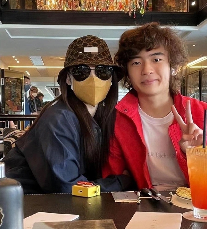 Tạ Đình Phong vẫn đang trả 80 triệu HKD sinh hoạt phí hằng năm cho Trương Bá Chi - Ảnh 2.