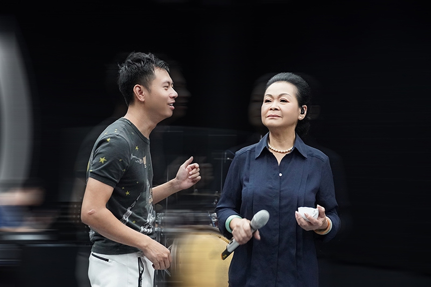 Diva Mỹ Linh không can thiệp vào chuyện yêu của Mỹ Anh - Ảnh 4. Diva Mỹ Linh không can thiệp vào chuyện yêu của Mỹ Anh - Ảnh 4.