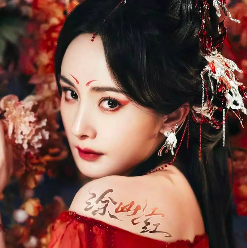 Cuộc chiến phim cổ trang của 4 Tiểu Hoa: Dương Mịch - Dương Tử - Triệu Lệ Dĩnh - Địch Lệ Nhiệt Ba ai sẽ thắng - Ảnh 1.